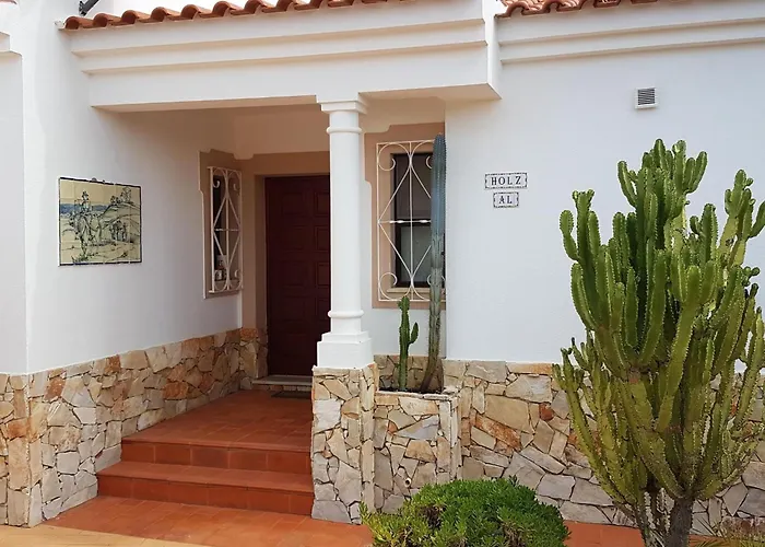 Semesterbostad Nettes In Altura Mit Gepflegtem Garten By Interhome Castro Marim
