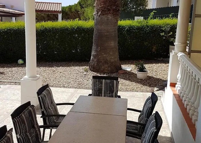 Nettes In Altura Mit Gepflegtem Garten By Interhome Semesterbostad Castro Marim